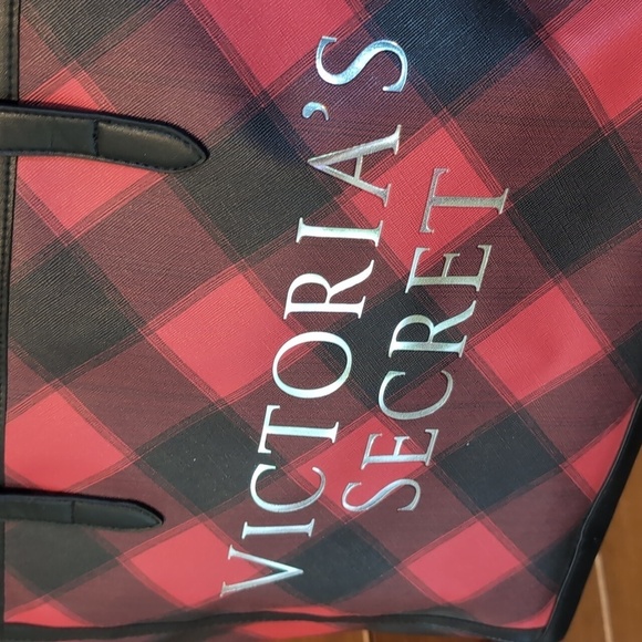 Victoria's Secret Extra Large Plaid Tote Overnight Bag - Picture 2 of 7